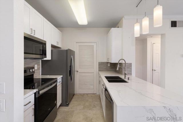 Image 32 of 46 For 3855 Elijah Ct  723