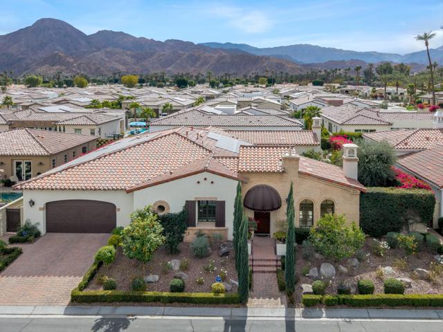 75065 Promontory Place, Indian Wells CA: https://media.crmls.org/mediaz/36722a21-a856-4a85-a973-040ead26bded.jpg