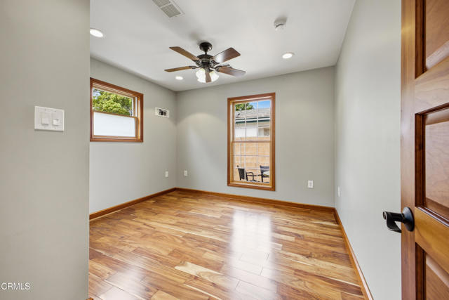 Detail Gallery Image 12 of 25 For 2163 E Del Mar Bld, Pasadena,  CA 91107 - 2 Beds | 2 Baths