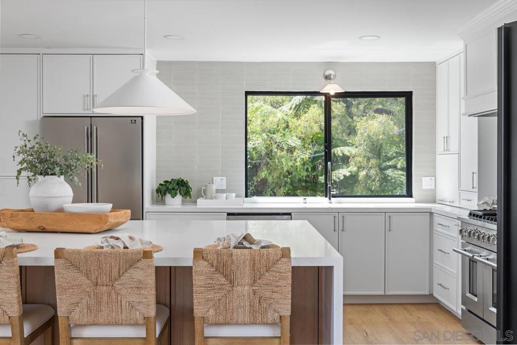 1897 Malden St - photo 11