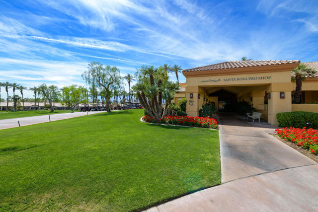 35232 Moorbrook Road, Palm Desert CA: https://media.crmls.org/mediaz/3674e4db-bc95-4516-b0a4-ec0a0e4e22e5.jpg