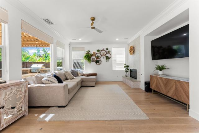 1413 Rivercrest Road, San Marcos CA: https://media.crmls.org/mediaz/36753652-a1b5-4b5a-8691-e44881ba61dc.jpg