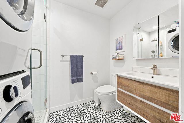 2520 Arizona Avenue, 8 photo 23