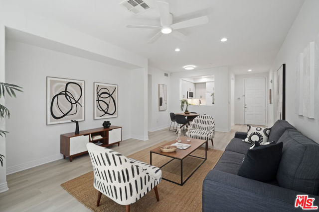 7100 Playa Vista Drive, Playa Vista CA: https://media.crmls.org/mediaz/36768ab7-c8fc-4178-9fc3-a484ae5aed8b.jpg