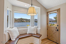 800 Lake Sherwood Drive, Lake Sherwood CA: https://media.crmls.org/mediaz/36776fd5-08c2-41ee-b64b-6842122baa4b.jpg
