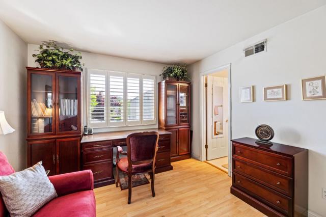 356 Meadowhaven Way, Milpitas CA: https://media.crmls.org/mediaz/367849c6-b4d9-4d48-bcaf-c5877c49893a.jpg
