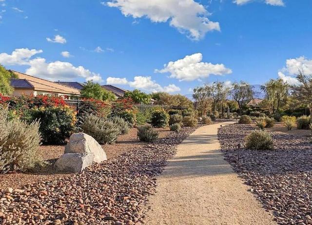 50565 Monterey Canyon Drive, Indio CA: https://media.crmls.org/mediaz/36786ce9-04bb-41f7-9a8b-6f660574b447.jpg