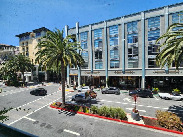 334 Santana Row, San Jose CA: https://media.crmls.org/mediaz/3679935f-89fb-4143-968b-ccfc67f68978.jpg
