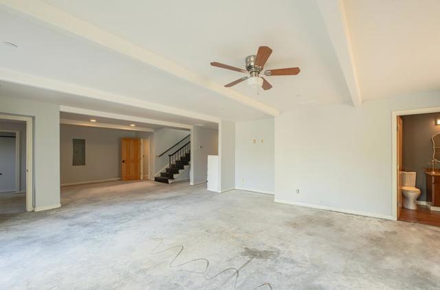 383 Corral De Tierra Road, Salinas CA: https://media.crmls.org/mediaz/3679c0df-a898-47a4-aa59-06c70f4d2ef2.jpg