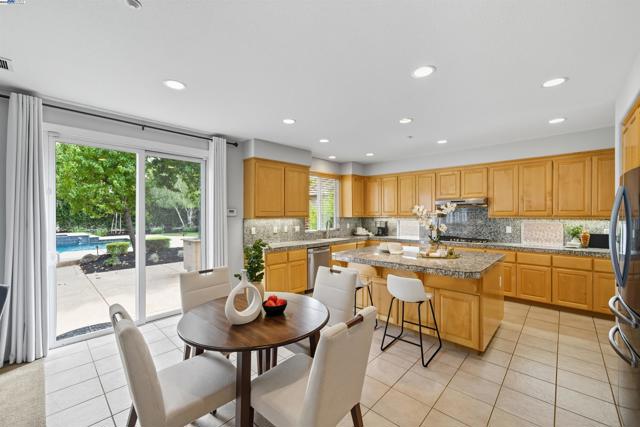 3080 Bresso Dr, Livermore CA: https://media.crmls.org/mediaz/367a7985-b3a6-4865-98fb-b864b46056ba.jpg