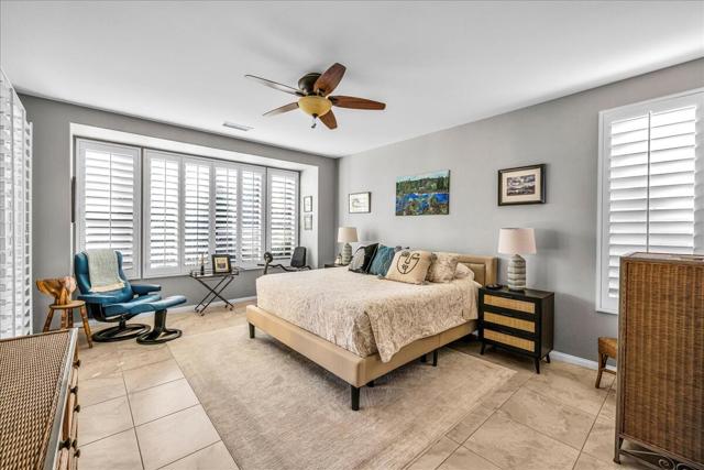 81485 Golden Poppy Way, La Quinta CA: https://media.crmls.org/mediaz/367cb9c5-c07a-4dba-bb68-27e01ecac5d1.jpg