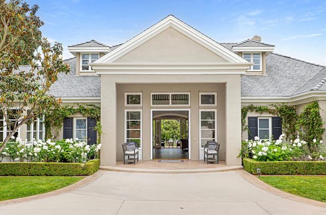 16625 Via Lago Azul, Rancho Santa Fe CA: https://media.crmls.org/mediaz/367d38d6-95b8-4c20-8b1d-4ea8544f9d11.jpg