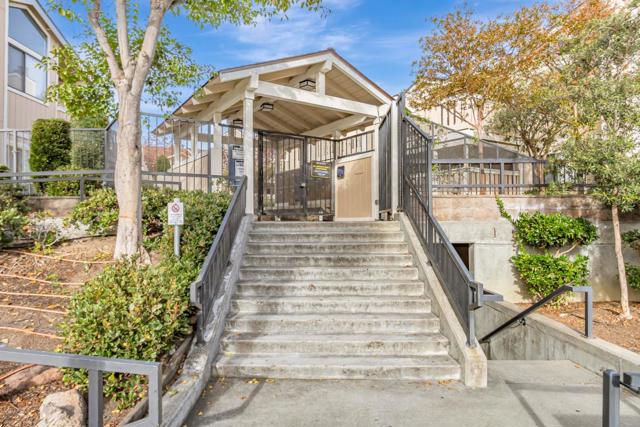 2857 S Bascom Avenue, Campbell CA: https://media.crmls.org/mediaz/367f9ea9-f9cd-4beb-a9e2-51b38ebbe019.jpg
