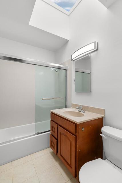 959 Avalon Avenue, San Francisco CA: https://media.crmls.org/mediaz/3681a7e3-6d9a-458d-b6bf-512a03472b5c.jpg