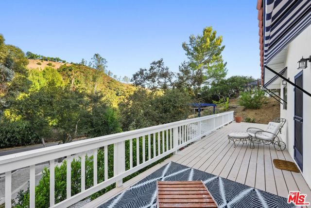 2365 Old Topanga Canyon Road, Topanga CA: https://media.crmls.org/mediaz/3681bcec-07c6-41b7-9ca5-f623a27890fc.jpg
