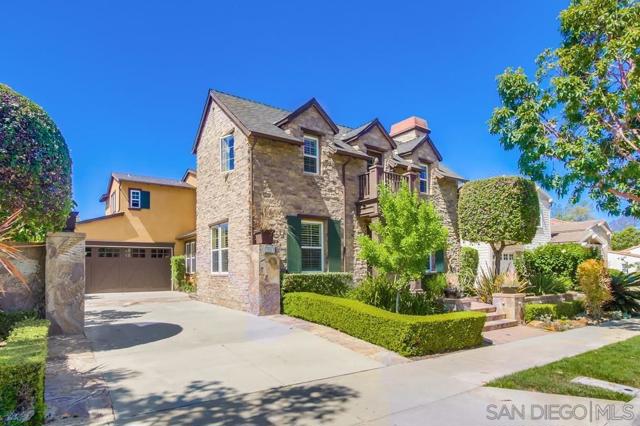 3515 CAMINO CEREZA, Carlsbad CA: https://media.crmls.org/mediaz/3681d042-2965-408f-9c3b-4860cf82c443.jpg