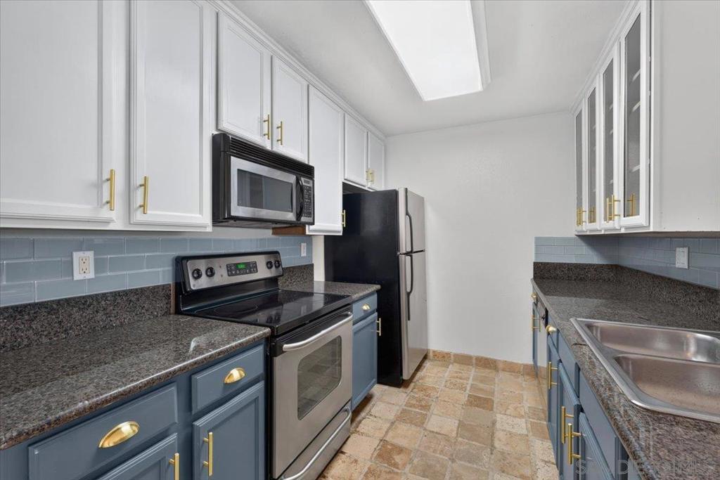 7120 Shoreline Dr - photo 12