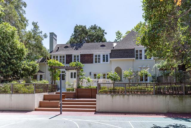 12791 Normandy Lane, Los Altos Hills CA: https://media.crmls.org/mediaz/36864d31-2937-4190-b554-a12f194fc51d.jpg