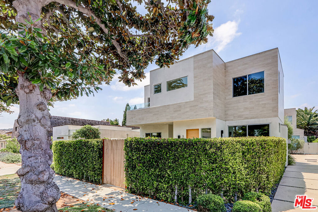 4225 La Salle Avenue