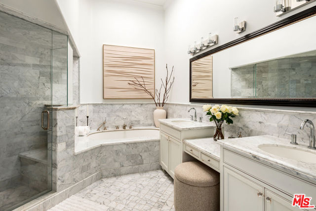 120 Northstar Mall, Marina del Rey CA: https://media.crmls.org/mediaz/3686ce4a-ca2a-4e1c-b0e4-73ff83b1be91.jpg