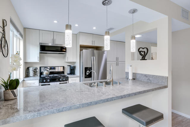2274 N Indian Canyon Drive, Palm Springs CA: https://media.crmls.org/mediaz/368724df-56aa-405e-8dc4-46eb69db2ea6.jpg