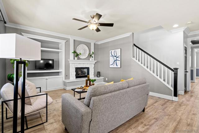 366 Plaza Paraiso, Chula Vista CA: https://media.crmls.org/mediaz/368745fb-1847-4017-8218-49167b620707.jpg