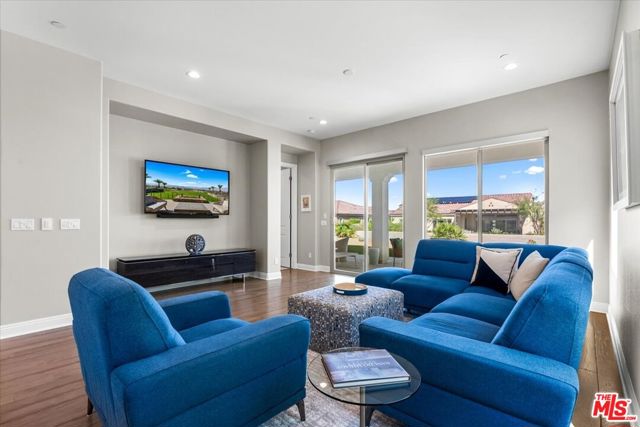 86 Burgundy, Rancho Mirage CA: https://media.crmls.org/mediaz/36876153-cd1b-4cdf-b6e7-d272962f684c.jpg