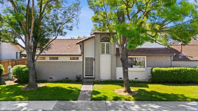 486 Verano Court, San Jose CA: https://media.crmls.org/mediaz/36878286-e7ed-471c-b007-cad0dc43551e.jpg