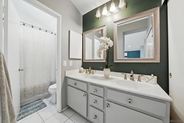1595 Bay Meadows Dr, Alpine CA: https://media.crmls.org/mediaz/3688d5e1-271c-4c8a-afdf-63658638fd7b.jpg