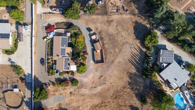 2297 1/2 Orchard Ave, El Cajon CA: https://media.crmls.org/mediaz/3688f4f1-34da-45ce-9fdf-9efa69668005.jpg