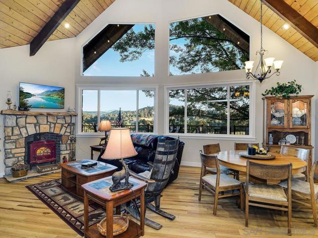 1209 Farmer Road, Julian CA: https://media.crmls.org/mediaz/368977d6-0d0b-41df-8c36-091de05a282d.jpg