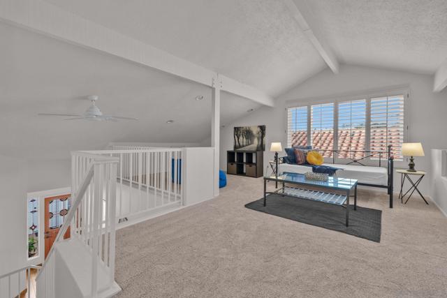4676 Barcelona Way, Oceanside CA: https://media.crmls.org/mediaz/368b9396-5f9f-4c61-8f38-2174f0163b7f.jpg