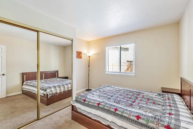 1206 Sycamore Court, Gilroy CA: https://media.crmls.org/mediaz/368bfcad-a329-47e7-bf4c-c3b015a3d791.jpg