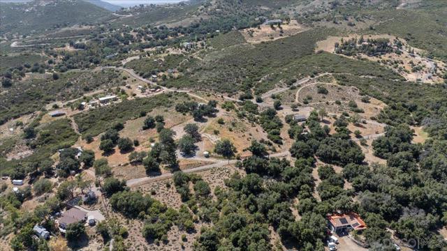 12220 Rebel Wind Rd, Descanso CA: https://media.crmls.org/mediaz/368d71fa-32ea-40bf-a558-1e6ead50083e.jpg