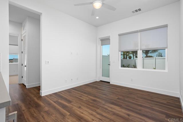 1203 Stonemark Place, Vista CA: https://media.crmls.org/mediaz/368db3db-79ba-4a2f-9aeb-314adc2ca44e.jpg