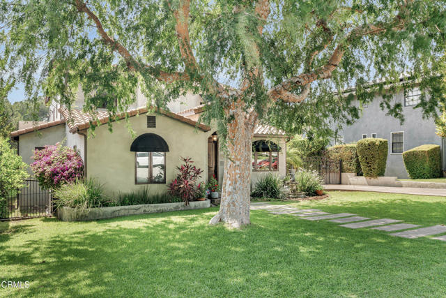 171 N Sunset Place, Monrovia CA: https://media.crmls.org/mediaz/368e48b4-5e21-422f-a57c-b9f097395f49.jpg