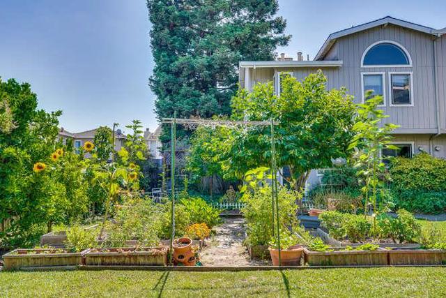 269 Bush Street, Mountain View CA: https://media.crmls.org/mediaz/368fb5bb-577d-43dc-91ab-ffd66fa3684d.jpg