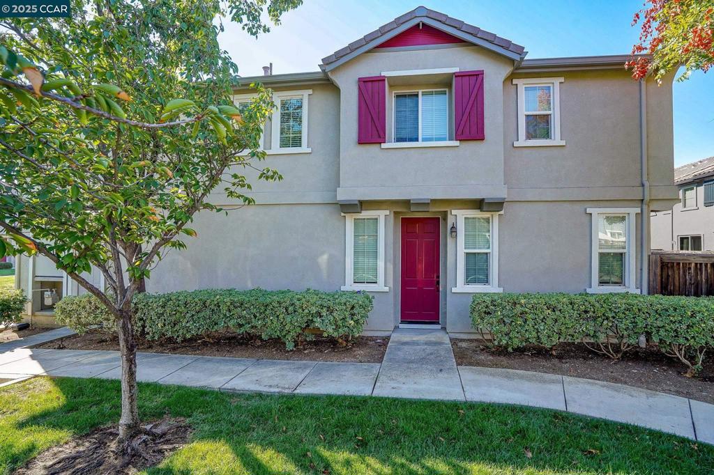 1347 Eisenhower Way