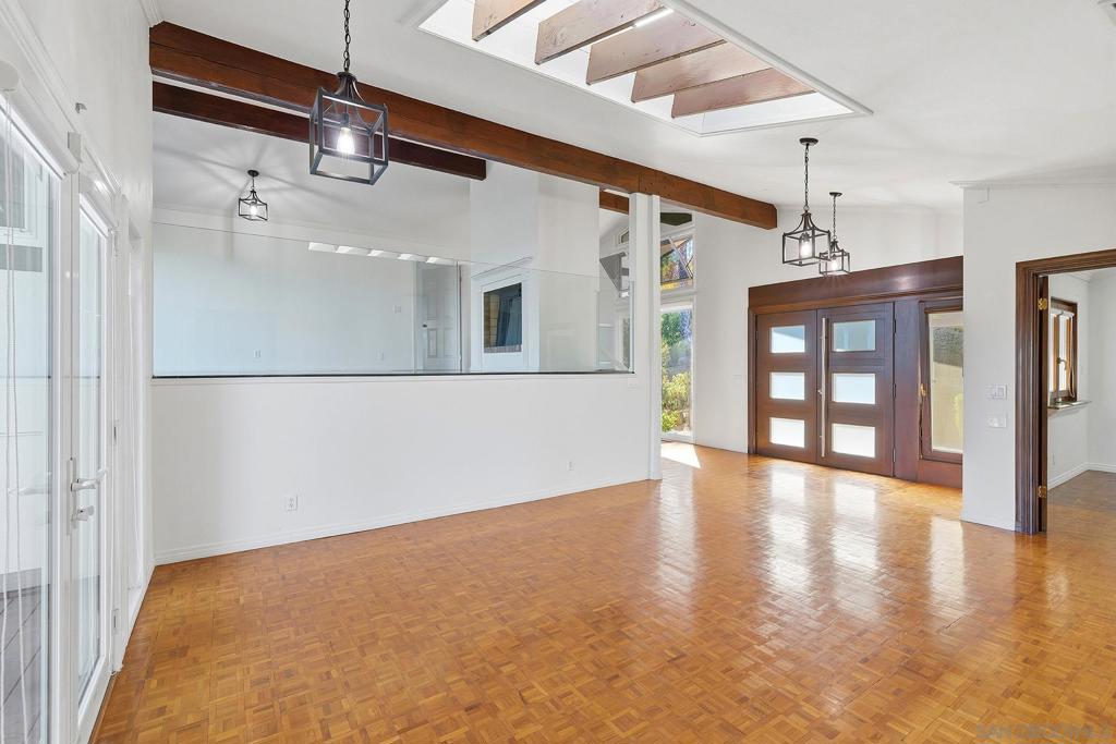 2448 Royal Crest - photo 14