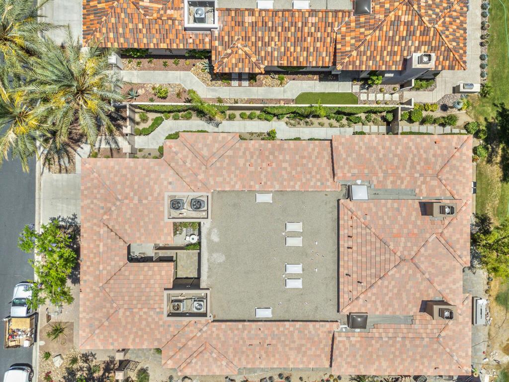https://media.crmls.org/mediaz/3690ce03-a736-4715-82fa-b844df31918e.jpg?preset=X-Large