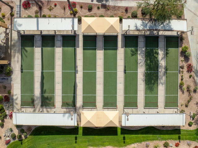 78210 Gray Hawk Drive, Palm Desert CA: https://media.crmls.org/mediaz/36910150-bcda-42a5-b010-059d5f0f2657.jpg