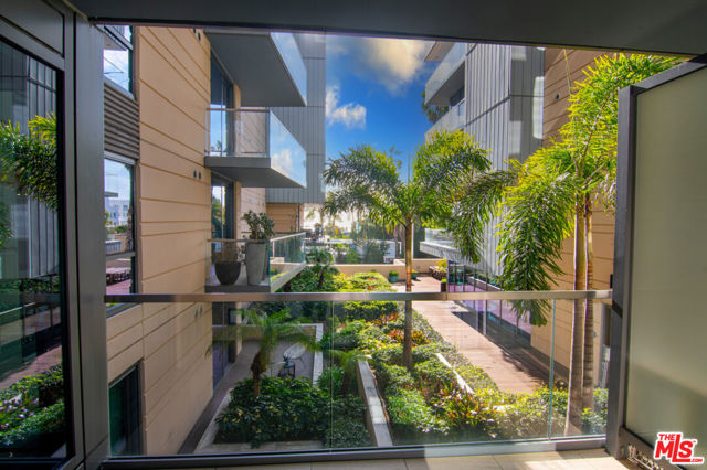 1755 Ocean Avenue, Santa Monica CA: https://media.crmls.org/mediaz/3691198a-a885-48a4-850a-f6e7a2557fd1.jpg