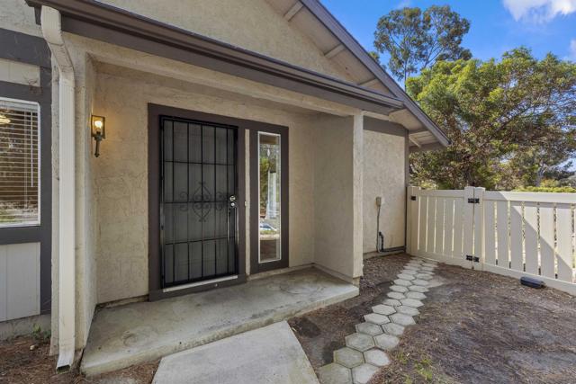 12194 Wilsey Way, Poway CA: https://media.crmls.org/mediaz/36912d7f-89a6-4e44-b8c1-cd84658cc7f7.jpg
