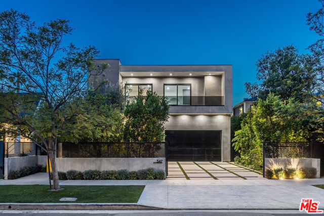 347 N Alfred Street, Los Angeles CA: https://media.crmls.org/mediaz/369427dc-4e6c-4787-ac7a-a877fd45d745.jpg
