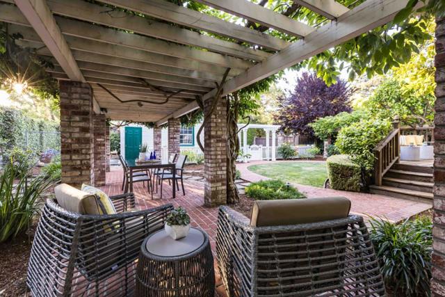 789 University Avenue, Palo Alto CA: https://media.crmls.org/mediaz/369533eb-08a4-43d0-865b-7083fd33214f.jpg