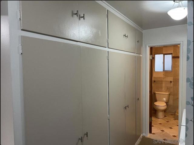 3958 Kenwood Dr, Spring Valley CA: https://media.crmls.org/mediaz/36966c0c-0405-4601-b163-7c80b538d97d.jpg