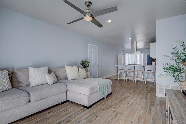 Detail Gallery Image 9 of 27 For 1935 Terracina Cir, Spring Valley,  CA 91977 - 2 Beds | 1 Baths