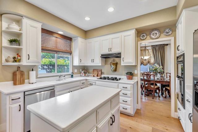 1584 Via Campo Verde, San Jose CA: https://media.crmls.org/mediaz/3696c8ea-da70-4816-a32f-270f652e49e3.jpg