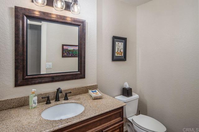 23847 Norte Dr, Ramona CA: https://media.crmls.org/mediaz/3697ee10-25f1-447c-a0d5-c86b717d628b.jpg