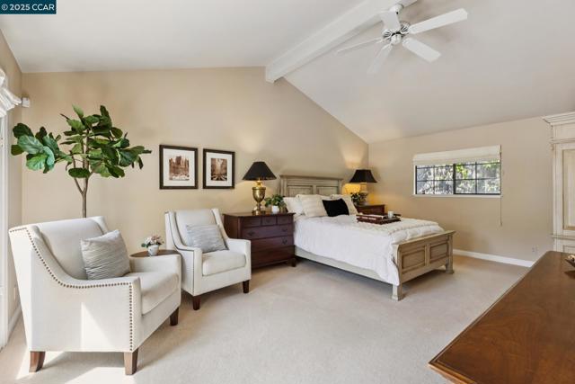 3081 Walnut Blvd, Walnut Creek CA: https://media.crmls.org/mediaz/3698b4d4-0000-4827-bd9f-e1edf6eaf096.jpg